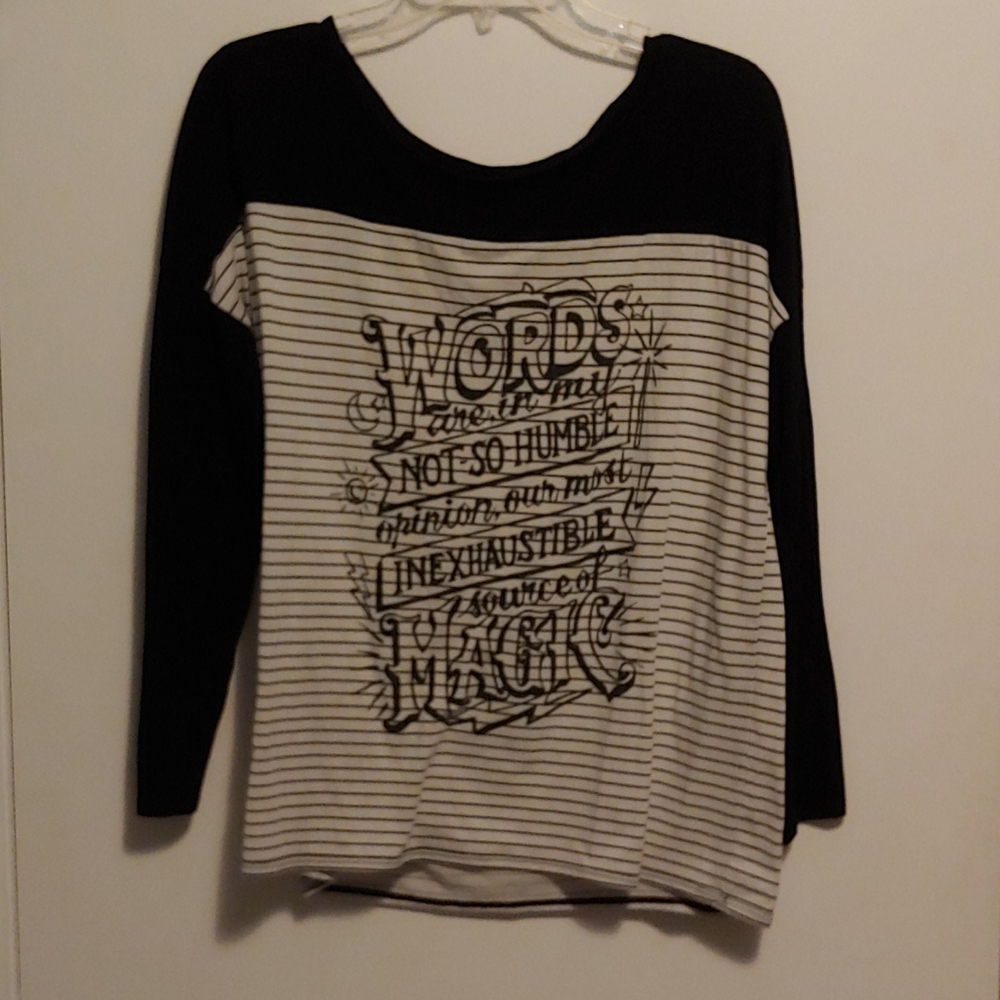 ❤️3/$20 Harry Potter Quote Striped shirt